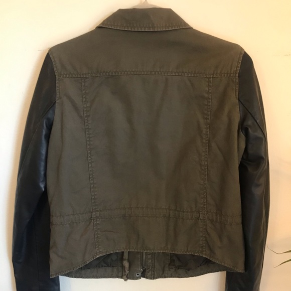 Jacket - Picture 2 of 5